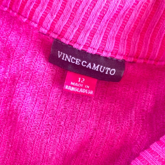 Vince Camuto poly stripe texture fuchsia blouse. Logo buttons. Girls size 12 - Picture 4 of 6